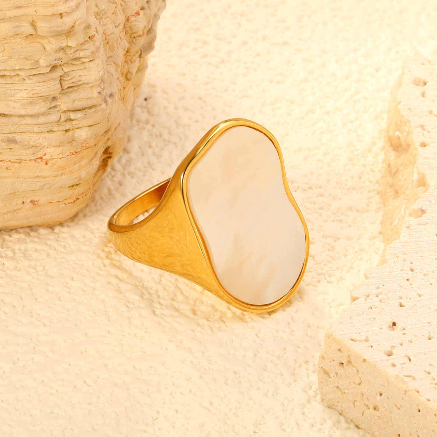 White Shell Ring - Image 5