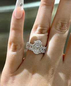 Alternative view of Zircon Ring