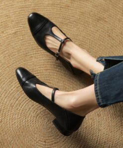 Alternative view of Women's T-shaped Buckle Old First Layer Cowhide Round Toe Flats